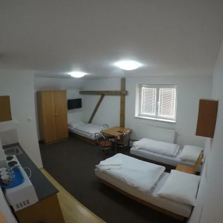 Vendégház Ubytovani 26 *